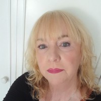 Roz Robinson
