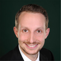 Dr. Med. Julian Cornelius