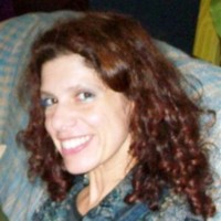 Claudia Marisa Oliveira