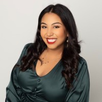 Zarina Navarro, Mba