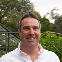 Simon Constantine