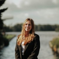 Nienke Van Tuil