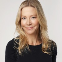 Caroline Allard, Cfa