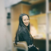 上官小莉
