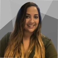 Paola Correa-Movil