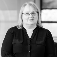 Julie Larter