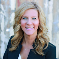 Holly Lindquist