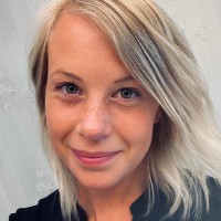 Louise Ahlin