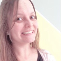 Renata Bisconti Gomes Pinheiro