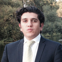 Mauricio L.