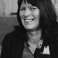 Lorraine Gore