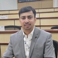 Vivek Mahajan