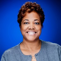 Theresia Huggins