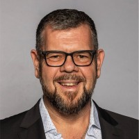 Dirk Steinmann