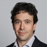 Zachary J Lapin