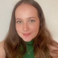 Ana Lívia Ayres Cardoso