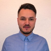 Jeton Ponik