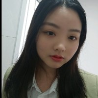 Thalia Zhong