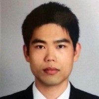 김현욱