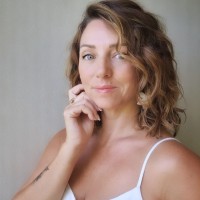 Emmanuelle Tron