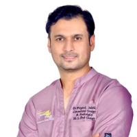Dr PRIYANK SALECHA
