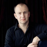 Дмитрий Зубик