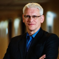 Peter Rosta
