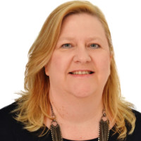 Dianne Nicoline (Nickie) Manja, Med