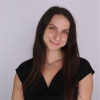 Emily J Myer