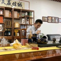 刘志雄