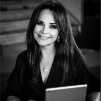 Maria Eugenia Cruz