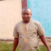 Jolie-André Ngalamulume