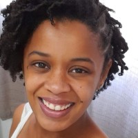 Andrezza Cristina Santos Batista