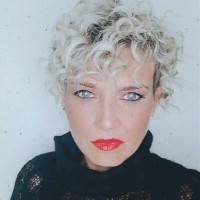 Angela Salvagni