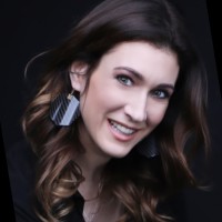 Mira Csikesz