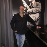 Gene Segal