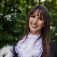 Bruna Tavares