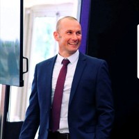 Ian C Marshall