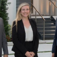 Kelly Burns, Mba