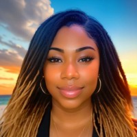 Yasmine Moore