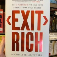 Michelle Seiler Tucker