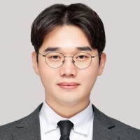 전영욱