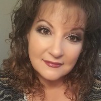 Suzette Keller