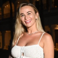 Rebecca Paris