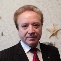 Олег Яксанов