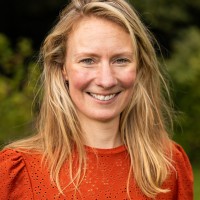 Monika Oostland - De Vries