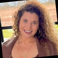 Andrea Stewart