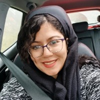 yeganeh ahghari