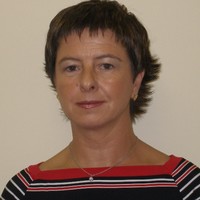 MARÍA JOSÉ PRESMANES SETIÉN