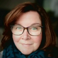 Julie Barr